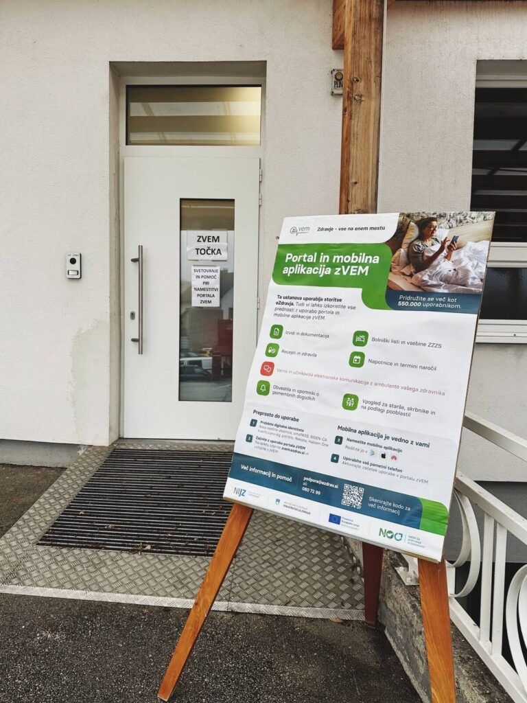 zVEM točka, plakat portal in mobilna aplikacija zVEM